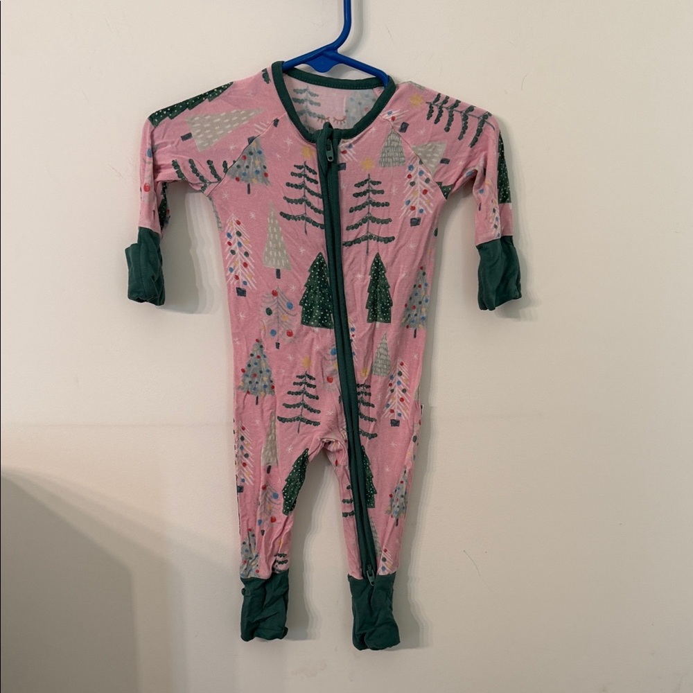 Little Sleepies pink twinkling trees print bamboo zippy romper size Newborn VGUC